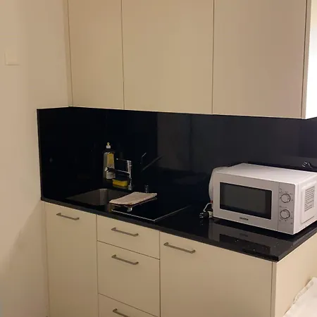 Swiss Star Marc Aurel - Self Check-in * Zurich